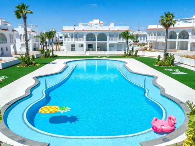 Casa adosada en Venta en Rojales