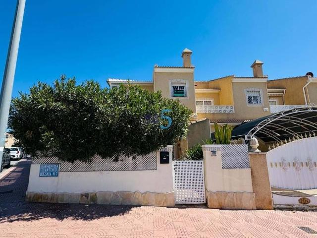 Casa adosada en Venta en Rojales