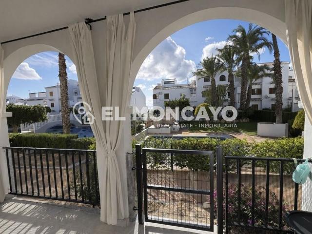 Casa adosada en venta en Rojales. Fantástico adosado en la exclusiva urbanización Bravo Hills en Ciudad Quesada, Alicante, Costa Blanca. Casas adosadas.