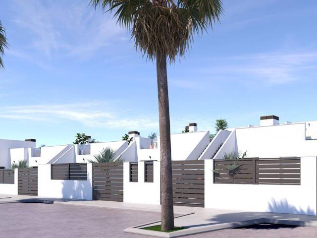 Casa adosada en Venta en Roldán