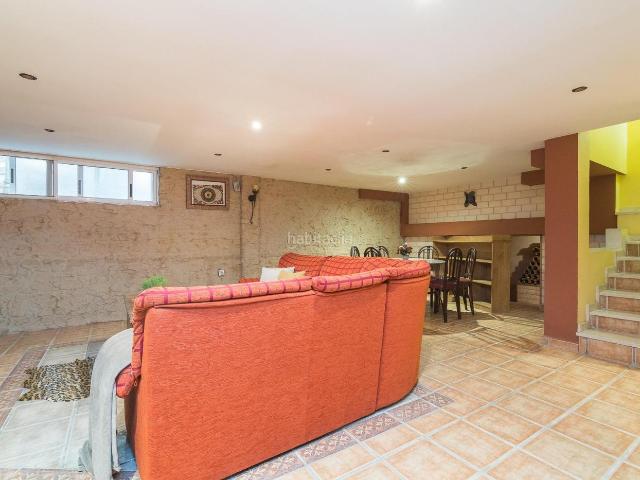Casa adosada en venta en Romana la. FABULOSO ADOSADO EN LA ROMANA!. Casas adosadas Romana.