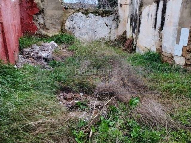 Casa adosada en venta en Ronda, Casco Histórico. Casa antigua con muchas posibilidades en el corazón del casco histórico de Ronda. Casas adosadas.