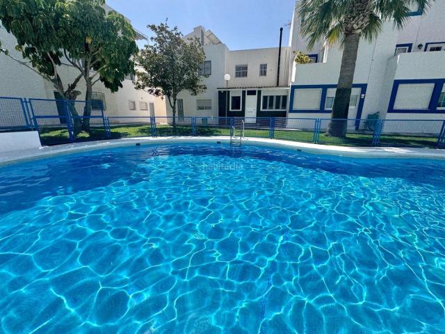 Casa adosada en venta en Roquetas de Mar, Aguadulce Norte. El hogar que tu familia estaba buscando en Aguadulce Norte!. Casas adosadas Roquetas de.