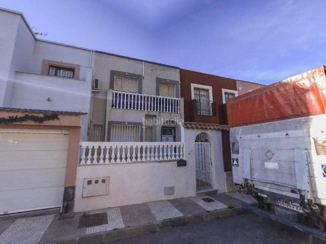 Casa adosada en venta en Roquetas de Mar, Carretera Mojonera Cortijos de Marín. Venta de Vivienda Unifamiliar Independiente en Roquetas de Mar, Almería. Activo Inmobiliario Sin Posesión, No se puede.