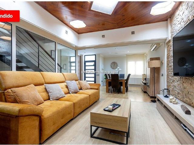 Casa adosada en venta en Roses, de 160 m² 4 habitaciones por 385.000