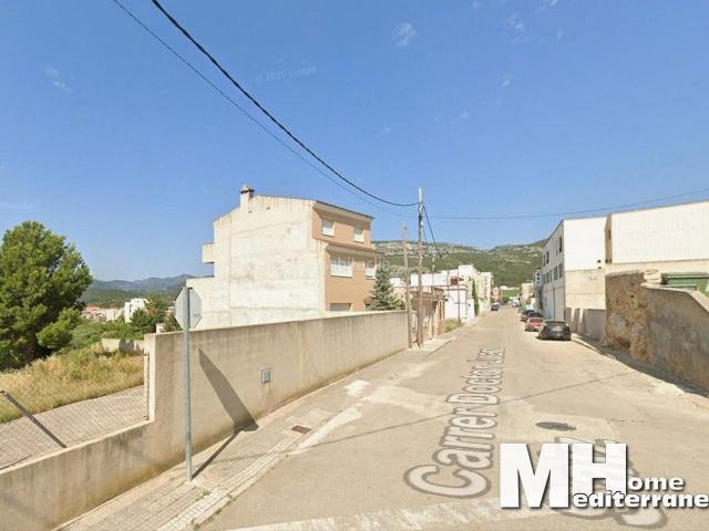 Casa adosada en venta en Rossell. OPORTUNIDAD !. Casas adosadas.