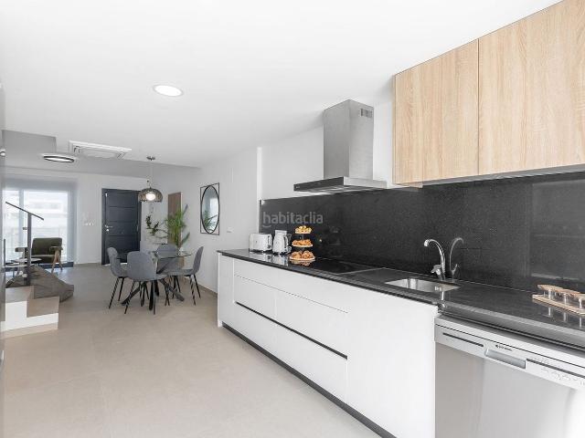 Casa adosada en venta en Rafal. Casas adosadas.