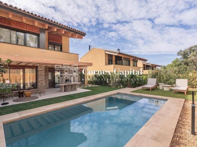 Casa adosada en Venta en Regencós