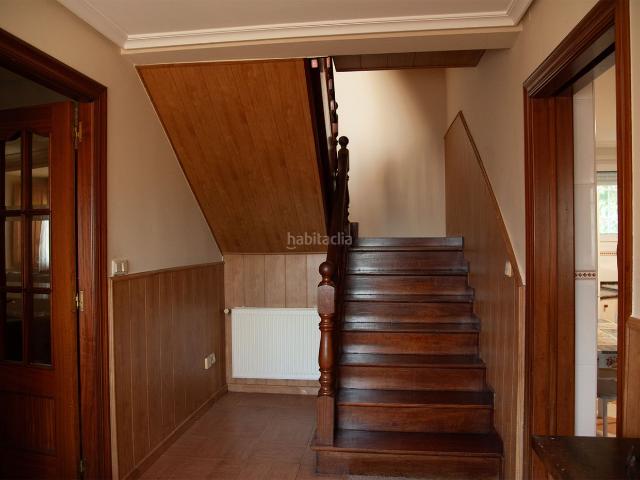 Casa adosada en venta en Reinosa. Casa en Reinosa. Casas adosadas.