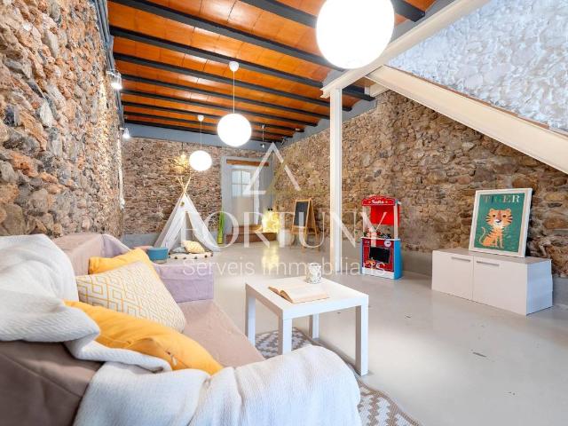 Casa adosada en Venta en Riudoms