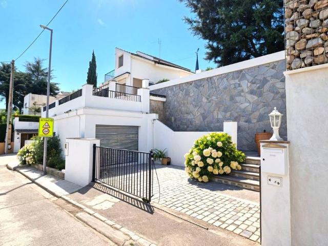Casa adosada en Venta en Riudecols
