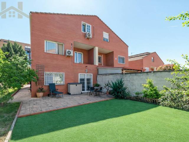 Casa adosada en Venta en Rivas Futura