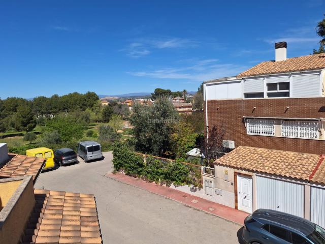 Casa adosada en venta en Riba roja de Túria. Casas adosadas Riba roja de.
