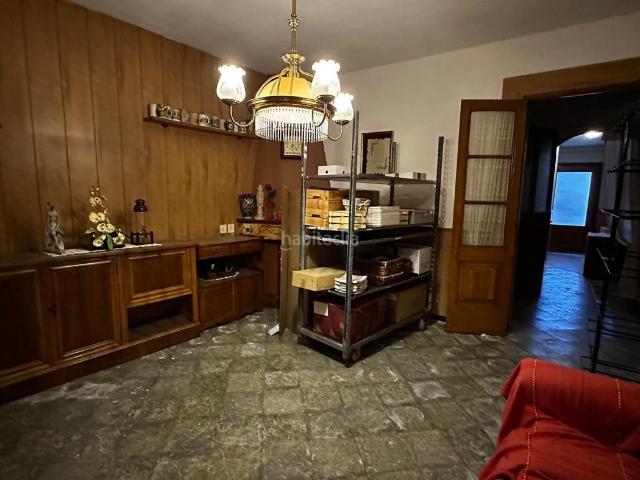 Casa adosada en venta en Riells i Viabrea. SANT CELONICENTRO. Casas adosadas Riells i.