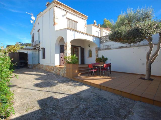 Casa adosada en Venta en Riells