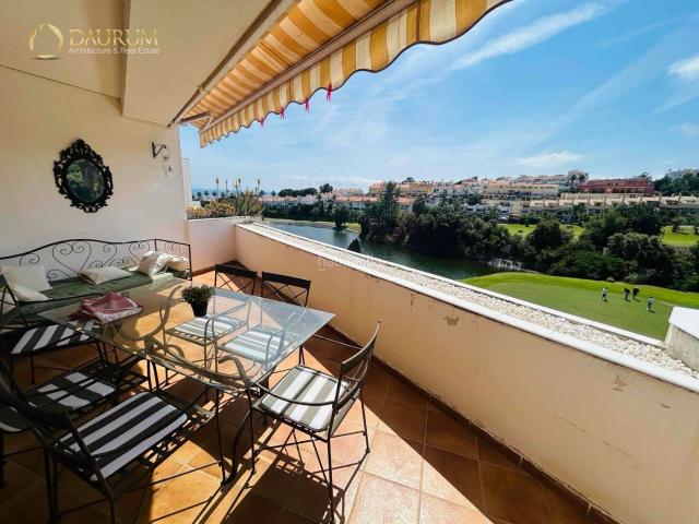 Casa adosada en venta en Rincón de la Victoria, Añoreta Golf Paraíso del Sol. MARAVILLOSO CHALET ADOSADO DE 4 PLANTAS, EN RINCÓN DE LA VICTORIA. Casas adosadas Rincón de la.