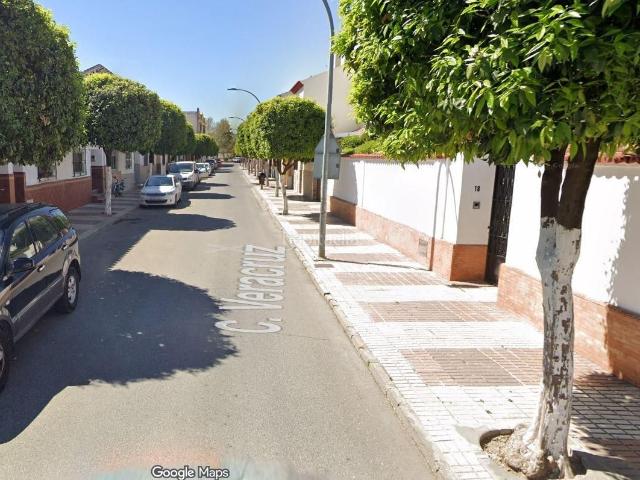 Casa adosada en venta en Rinconada La. SE VENDE inmueble ALQUILADO en Rinconada La. Casas adosadas Rinconada.