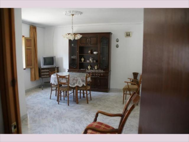 Casa adosada en venta en Rute. Casa en Zambra. Casas adosadas.