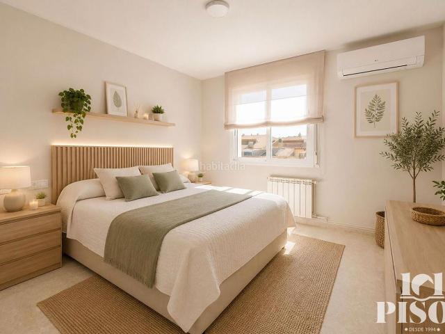 Casa adosada en venta en Rubí, Ca n´Oriol. Magnífica casa adosada de 4 habitaciones, buhardilla y 3 terrazas en Can Oriol Rubí. Casas adosadas.