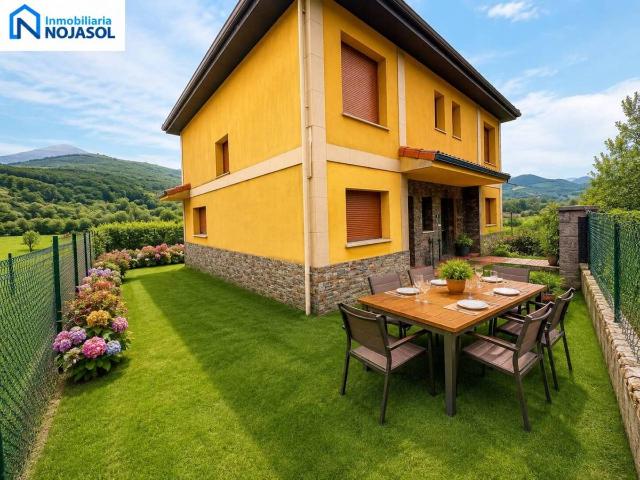 Casa adosada en Venta en Ruesga