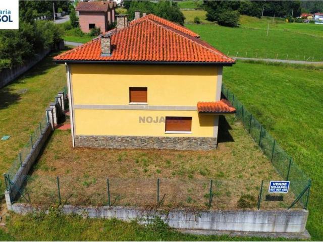 Casa adosada en Venta en Ruesga