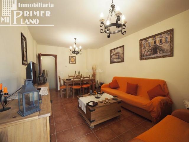 Casa adosada en venta en Ruidera. Casa adosada con 3 dormitorios, garaje y piscina,en Ruidera, junto a parque Natural de las Lagunas. Casas adosadas.