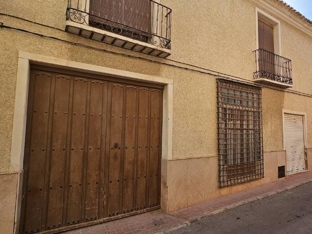 Casa adosada en Venta en Totana