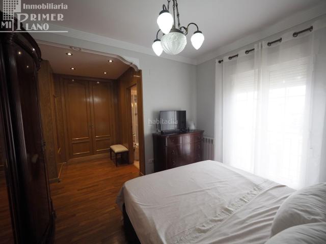 Casa adosada en venta en Tomelloso. Amplio Adosado en Tomelloso, Ideal para Familias 190.000. Casas adosadas.