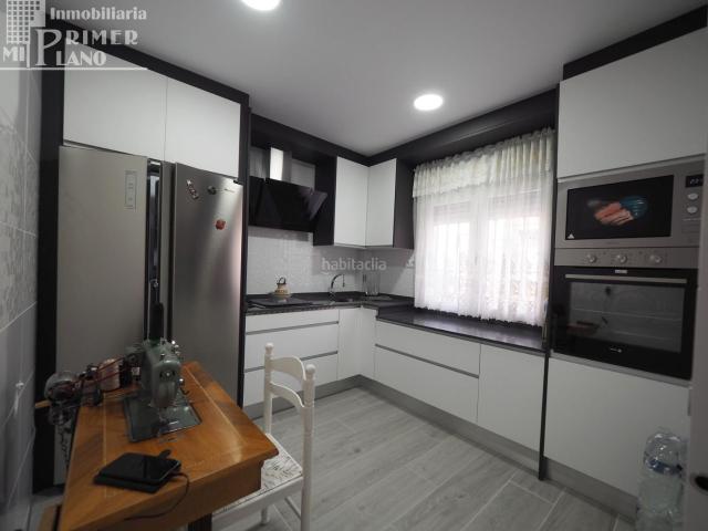 Casa adosada en venta en Tomelloso. Impecable Adosado Reformado en Tomelloso Ideal para Familias. Casas adosadas.