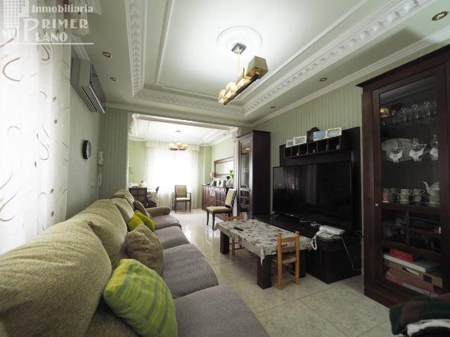Casa adosada en Venta en Tomelloso