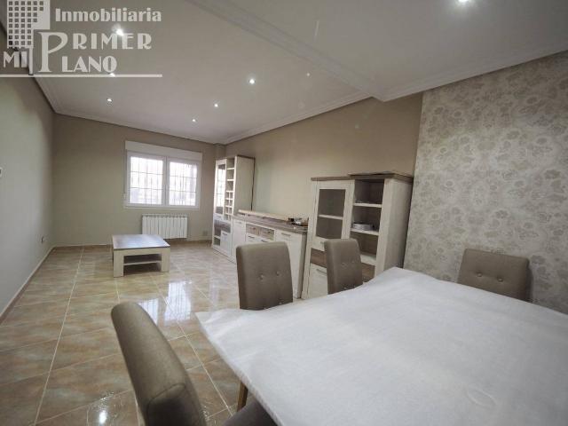 Casa adosada en Venta en Tomelloso