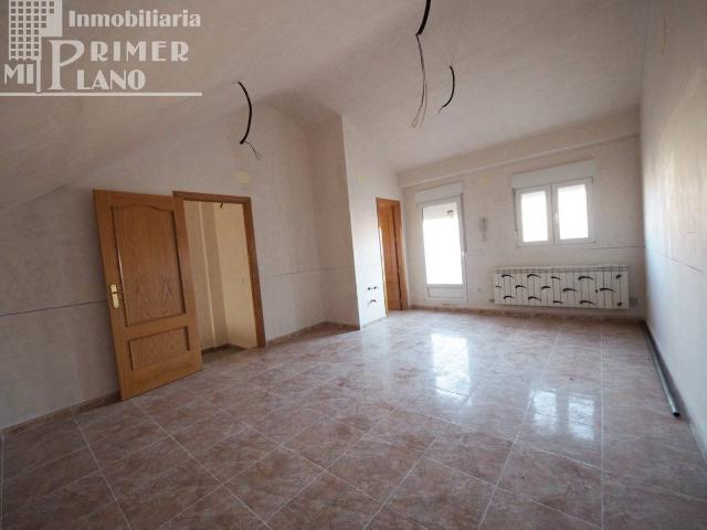 Casa adosada en Venta en Tomelloso