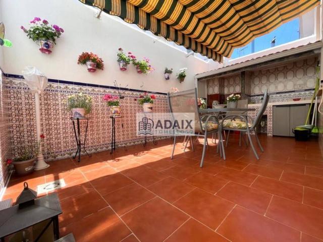 Casa adosada en Venta en Tomelloso