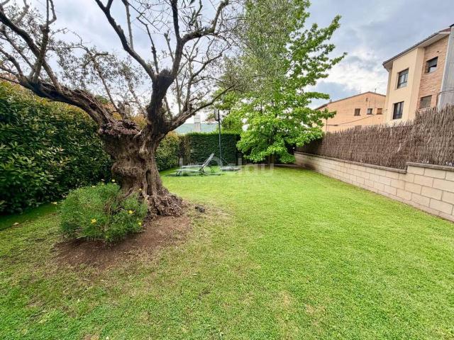Casa adosada en Venta en Tona