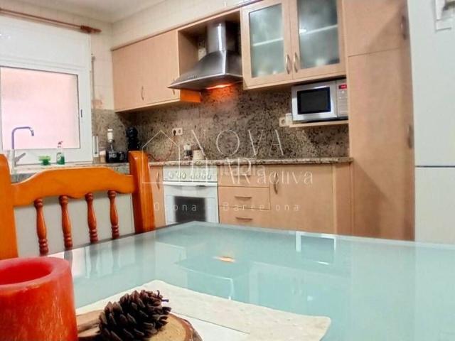 Casa adosada en venta en Tona. Casa en Venta. Casas adosadas.