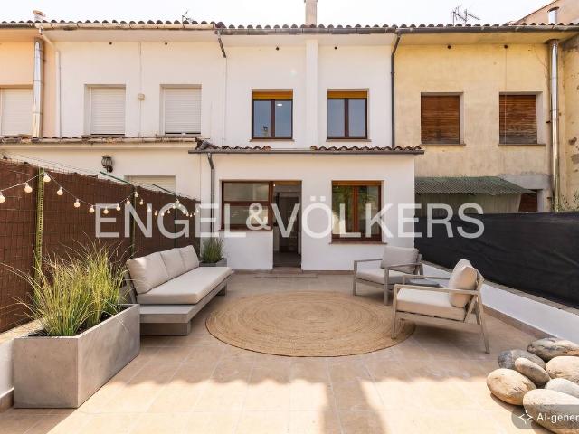 Casa adosada en Venta en Torelló