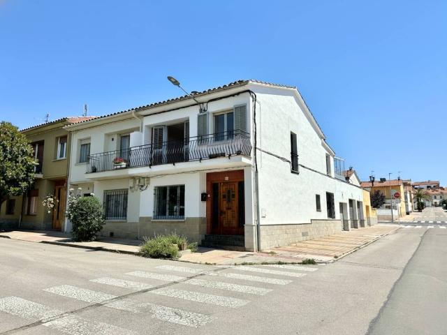 Casa adosada en Venta en Torelló