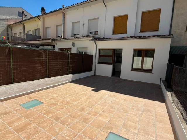 Casa adosada en Venta en Torelló