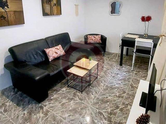 Casa adosada en venta en Torrox, Torrox Pueblo. IMF GESTIÓN DE INMUEBLES vende gran oportunidad en el Centro de Torrox Pueblo. Casas adosadas.