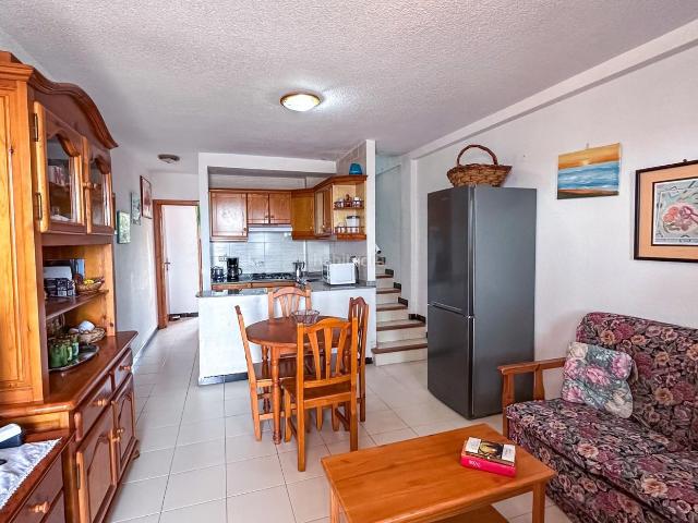 Casa adosada en venta en Torrevieja, Torreblanca. ACOGEDORA CASA ADOSADA CON DOS TERRAZAS Y PISCINA COMUNITARIA LA MATA, TORREVIEJA. Casas adosadas.