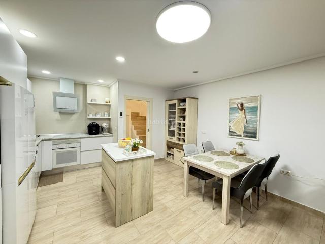 Casa adosada en venta en Torrevieja, Zona Carrefour Urbanizaciones. Casas adosadas.