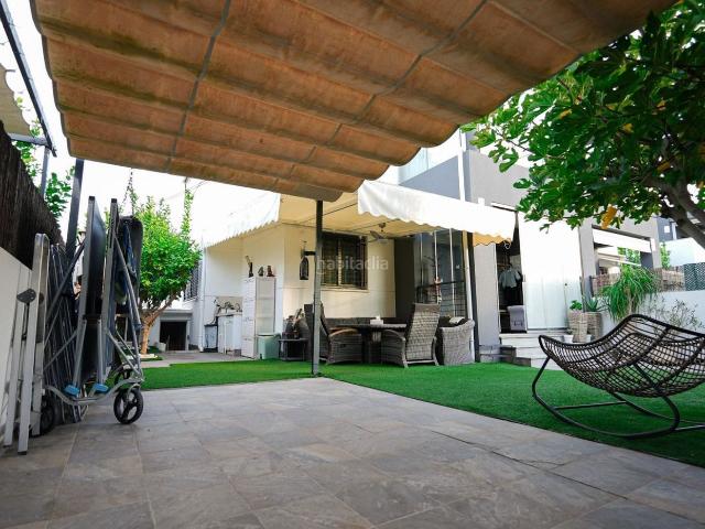 Casa adosada en venta en Torrevieja, Zona Carrefour Urbanizaciones. Preciosa casa adosada!. Casas adosadas.