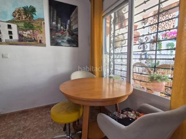 Casa adosada en venta en Torrevieja, Zona los Frutales. GRAN ADOSADO EN TORREVIEJA 2 HAB, 1 BAÑO, 1 ASEO. Casas adosadas.