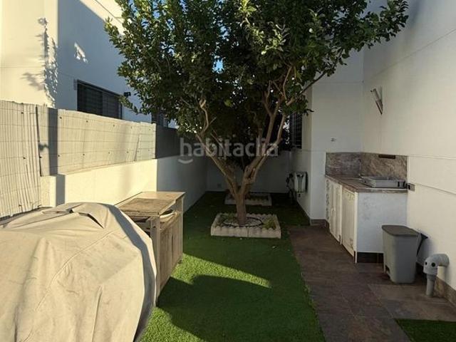 Casa adosada en venta en Torrevieja, Aguas Nuevas. Casas adosadas.