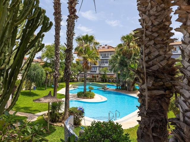 Casa adosada en venta en Torrevieja, Cañada del Molino. Casas adosadas.