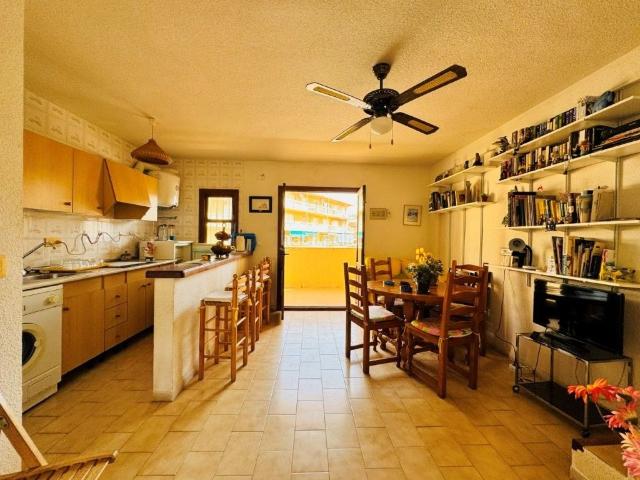 Casa adosada en venta en Torrevieja, Gaspar Perelló. Casas adosadas.