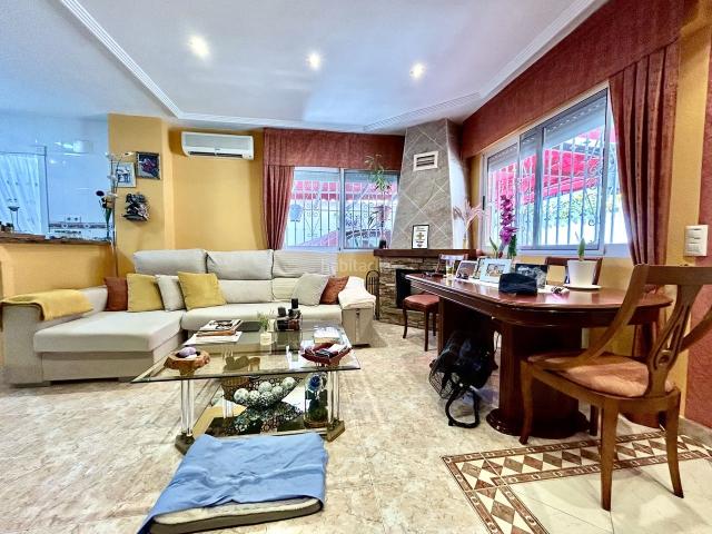 Casa adosada en venta en Torrevieja, Los Balcones Los Altos.. Casas adosadas.