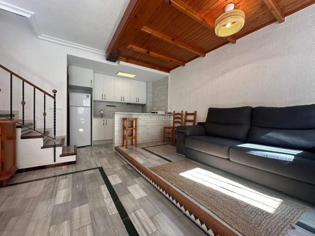 Casa adosada en venta en Torrevieja, Miramar Torre del Moro. ADOSADO DE 2 DORMITORIOS A 20M DEL MAR Y LA PLAYA. Casas adosadas.