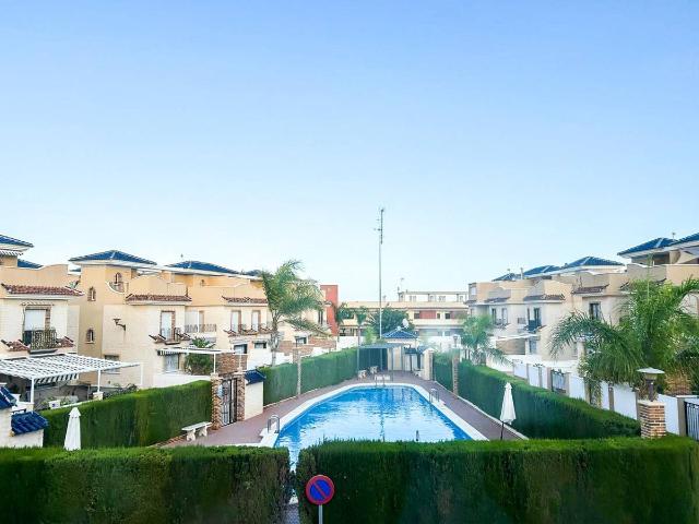Casa adosada en Venta en Torre de la Horadada