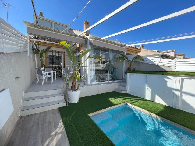 Casa adosada en Venta en Torre de la Horadada